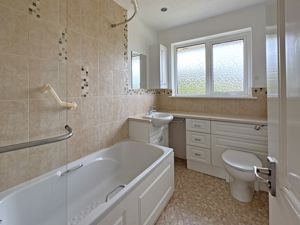 Photo 8- click for photo gallery